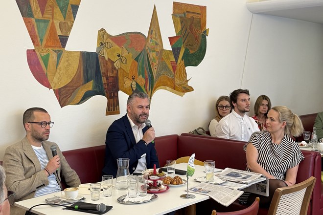CRs_Journalismusfest_3zu2.jpg